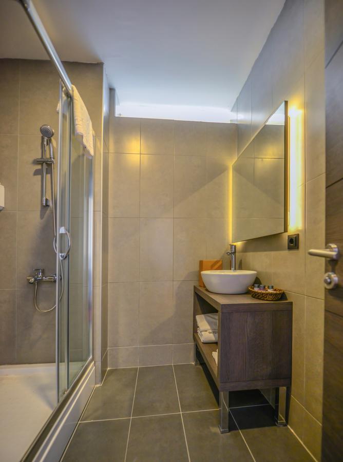 A11 Hotel Atasehir Стамбул Экстерьер фото